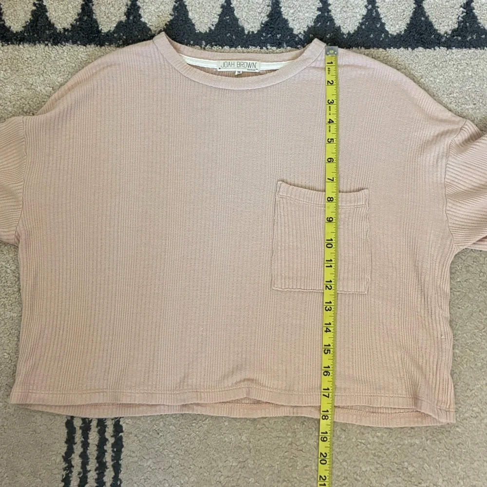 Joah Brown Boxy Oversized Cropped Tee - Picture 7 of 9